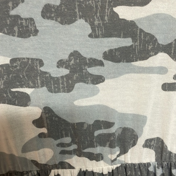 Bombom size XL Gray Camo Print Short Sleeve Baby Doll Midi Lightweight Dress - Picture 3 of 7